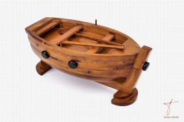 Maquette bateau en thuya 